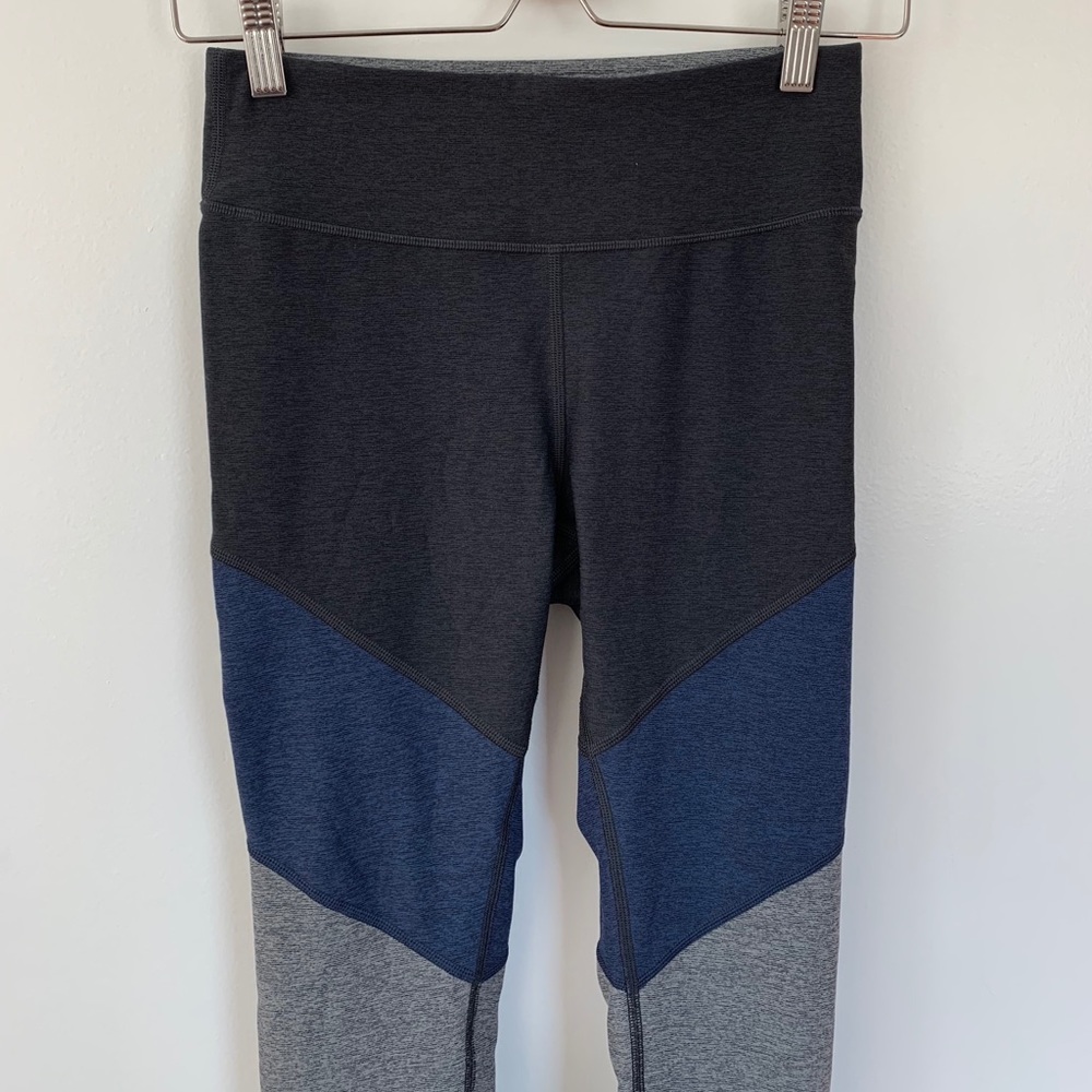 Outdoor Voices 7/8 tri-tone Compression Leggings
